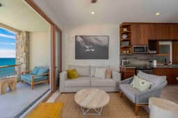 3 BR Beachfront Oasis