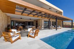 Extraordinary 8 BR Residence in Alvar at Quivira