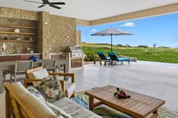 Gorgeous 3BR Oceanview Condo with Stunning Views