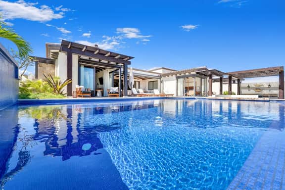 Ritzy 5 BR Villa at Quivira